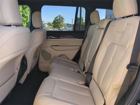 New 2025 Jeep Grand Cherokee Limited w/ Trailer Tow Package image 14