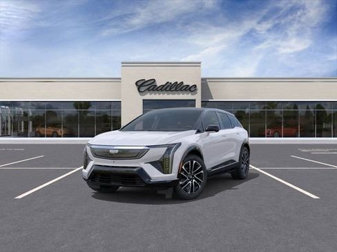 New 2025 Cadillac Optiq Sport 1 image 8