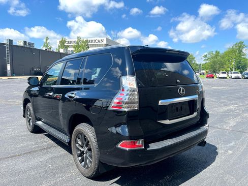 Used 2020 Lexus GX 460 Premium image 3