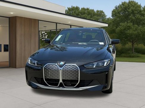 New 2026 BMW i4 eDrive40 w/ Premium Package RWD image 3