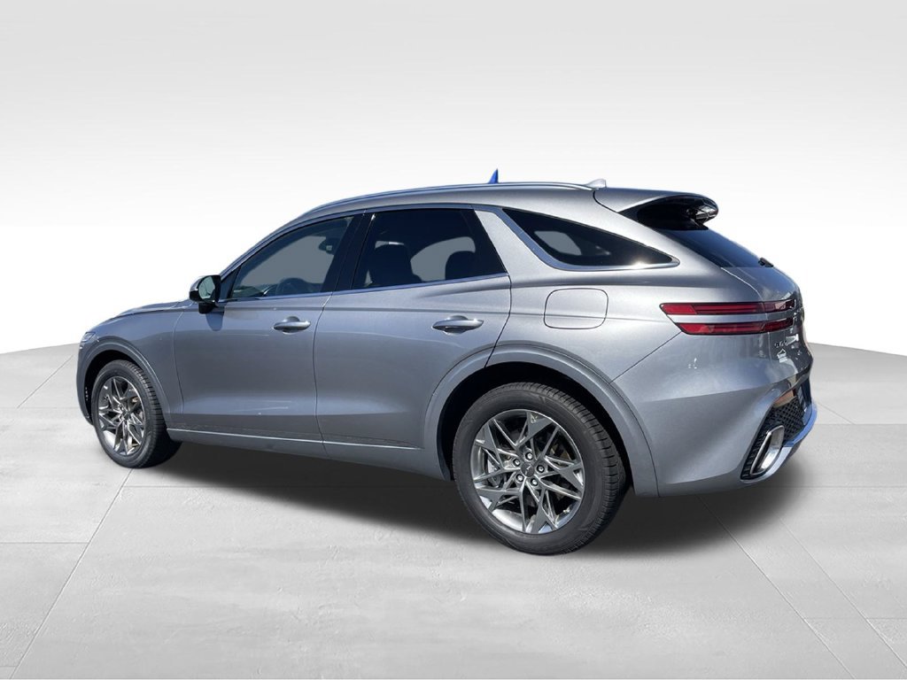 Used 2025 Genesis GV70 2.5T AWD/4WD image 6