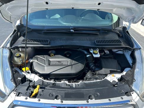 Used 2018 Ford Escape SE image 27