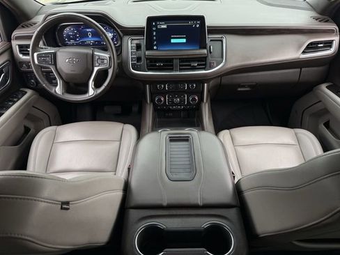 Used 2024 Chevrolet Tahoe Z71 w/ Luxury Package image 10