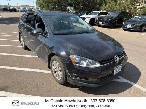 Used 2015 Volkswagen Golf S FWD image 1