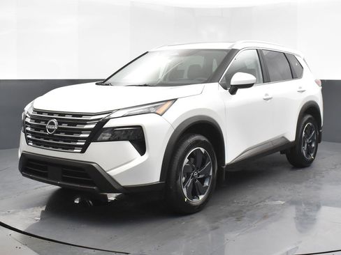 New 2026 Nissan Rogue SV w/ SV Premium Package image 2