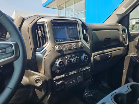 Used 2021 Chevrolet Silverado 1500 LT w/ Work Truck Package AWD/4WD image 32