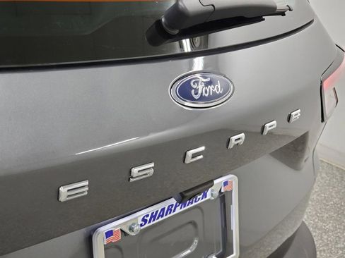 Used 2022 Ford Escape S image 22