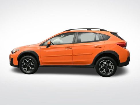 Used 2019 Subaru Crosstrek 2.0i Premium w/ Eyesight System image 2