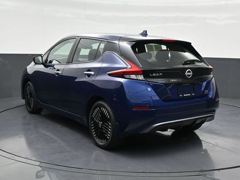 Used 2023 Nissan Leaf SV Plus image 3