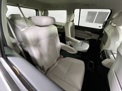 Used 2022 Jeep Wagoneer Series III w/ Flexible Seating Group AWD/4WD image 27
