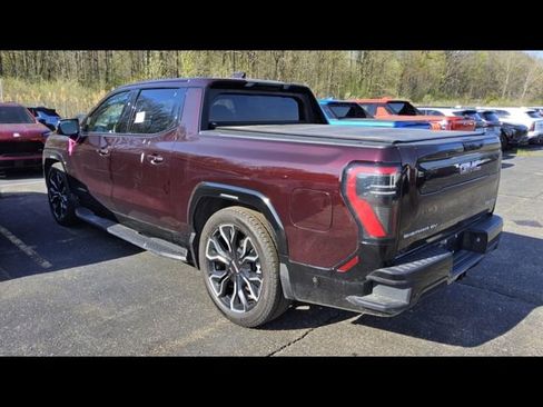 Used 2026 GMC Sierra EV Denali AWD/4WD image 2