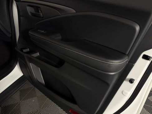 Used 2025 Honda Ridgeline Sport image 29