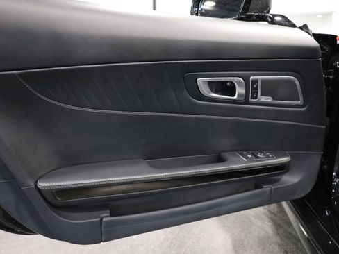 Used 2018 Mercedes-Benz AMG GT C image 17