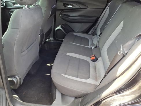 Used 2021 Chevrolet TrailBlazer LS image 13
