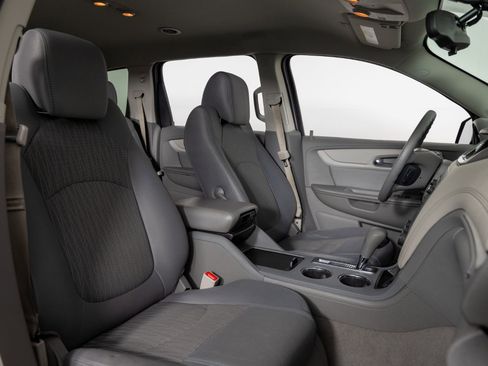 Used 2017 Chevrolet Traverse LS AWD/4WD image 30