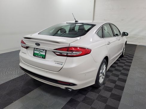 Used 2018 Ford Fusion Titanium FWD image 9