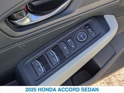 Used 2025 Honda Accord LX image 13
