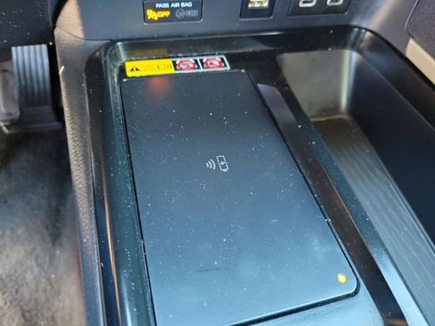 Used 2025 Toyota Camry LE image 23