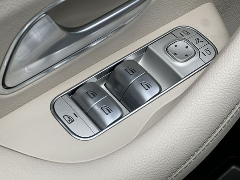 Certified 2022 Mercedes-Benz GLE 350 4MATIC image 20