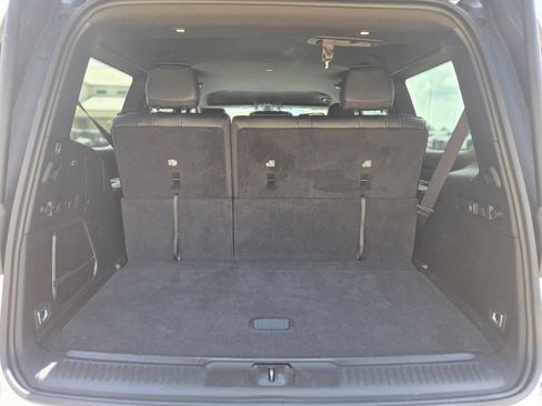 Used 2024 Jeep Wagoneer Series II w/ Flexible Seating Group RWD image 14
