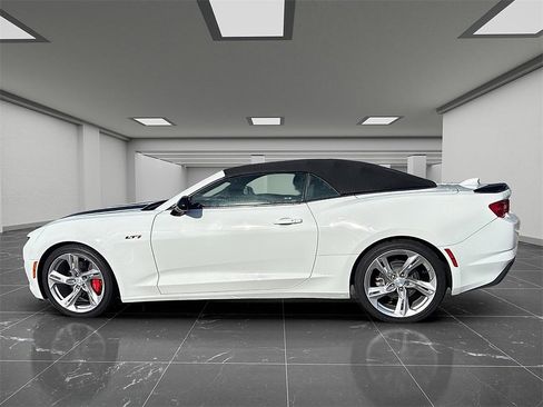 Used 2024 Chevrolet Camaro LT w/ Technology Package image 6