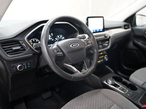 Used 2021 Ford Escape SE w/ Convenience Package FWD image 11