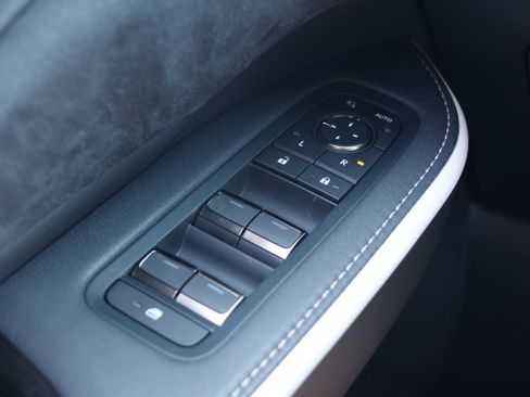 New 2026 Lexus TX 500h AWD image 13