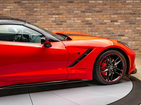 Used 2015 Chevrolet Corvette Stingray Coupe w/ 2LT Preferred Equipment Group image 14