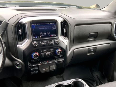 Used 2020 Chevrolet Silverado 1500 LT w/ Texas Edition AWD/4WD image 7