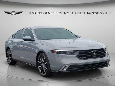 Used 2024 Honda Accord Touring image 1