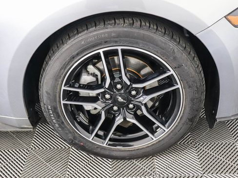 Used 2022 Ford Mustang Premium image 11