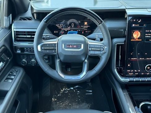 New 2026 GMC Yukon Elevation w/ Elevation Premium Package AWD/4WD image 16