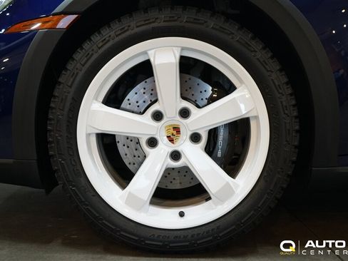 Used 2024 Porsche 911 Dakar AWD/4WD image 11
