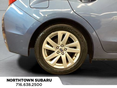 Used 2015 Subaru Impreza 2.0i Premium AWD/4WD image 23