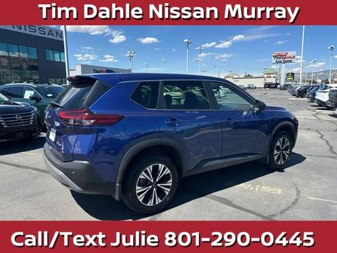 Used 2023 Nissan Rogue SV AWD/4WD image 12