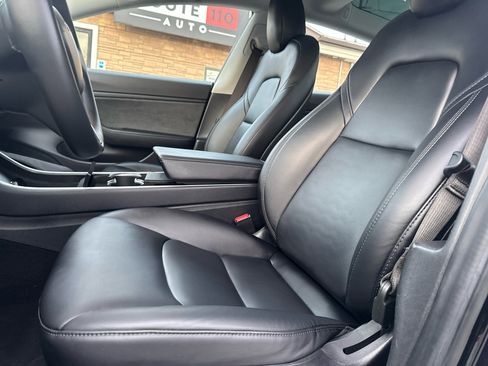 Used 2018 Tesla Model 3 Long Range image 18
