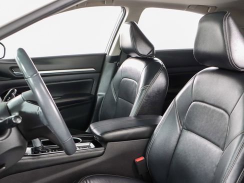 Used 2024 Nissan Altima 2.5 SL image 24