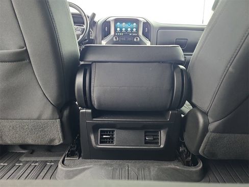 Used 2023 GMC Sierra 2500 SLE w/ Remote Start Package image 26
