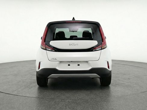 Used 2025 Kia Soul LX w/ LX Technology Package image 7