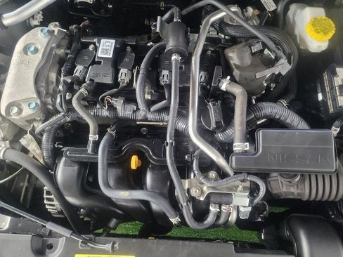 Used 2024 Nissan Sentra S FWD image 30
