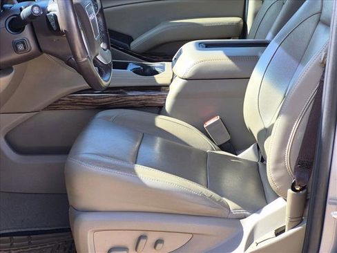 Used 2019 GMC Yukon XL SLT w/ Open Road Package RWD image 12