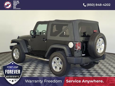 Used 2012 Jeep Wrangler Sport AWD/4WD image 4