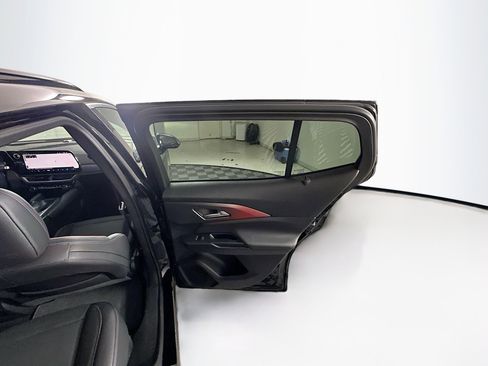 Used 2024 Chevrolet Equinox EV RS image 30