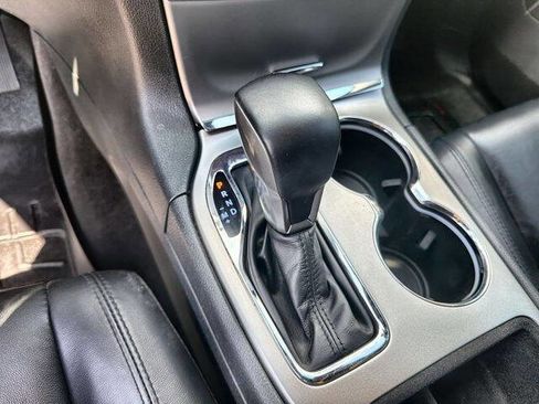 Used 2018 Jeep Grand Cherokee Limited RWD image 15