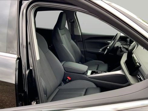 Used 2025 Audi Q5 Premium Plus w/ Premium Plus AWD/4WD image 7