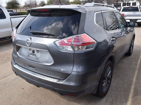Used 2016 Nissan Rogue SL image 5