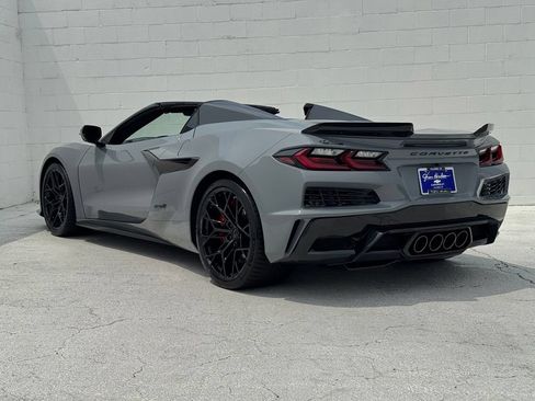 Used 2025 Chevrolet Corvette ZR1 w/ Battery Protection Package RWD image 12