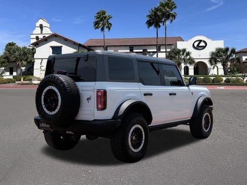 Used 2024 Ford Bronco Badlands AWD/4WD image 2