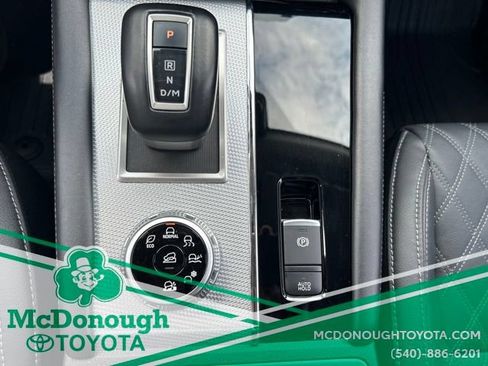 Used 2023 Mitsubishi Outlander SEL AWD/4WD image 14