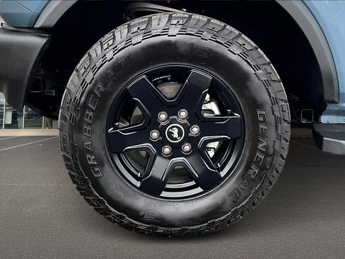 Used 2025 Ford Bronco Big Bend w/ Black Appearance Package image 8